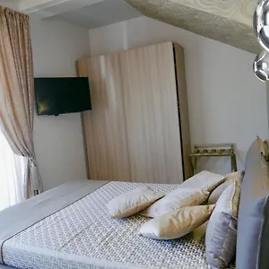  Apartment Phoenix Garda Hills Italy