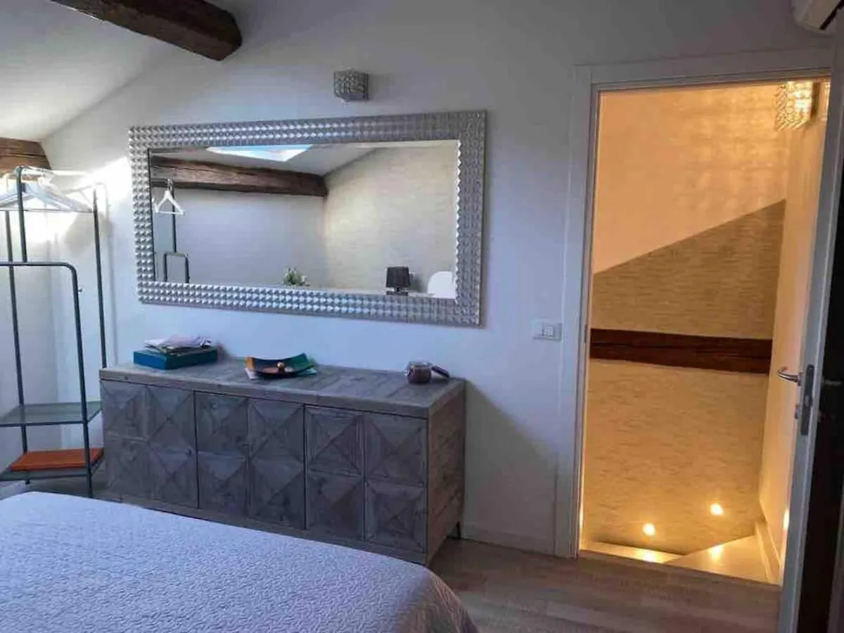 Residenza Casanova, Appartamento In Giudecca Venice Apartment